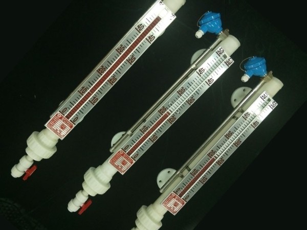 PP與pvc磁翻板液位計(jì)區(qū)別？