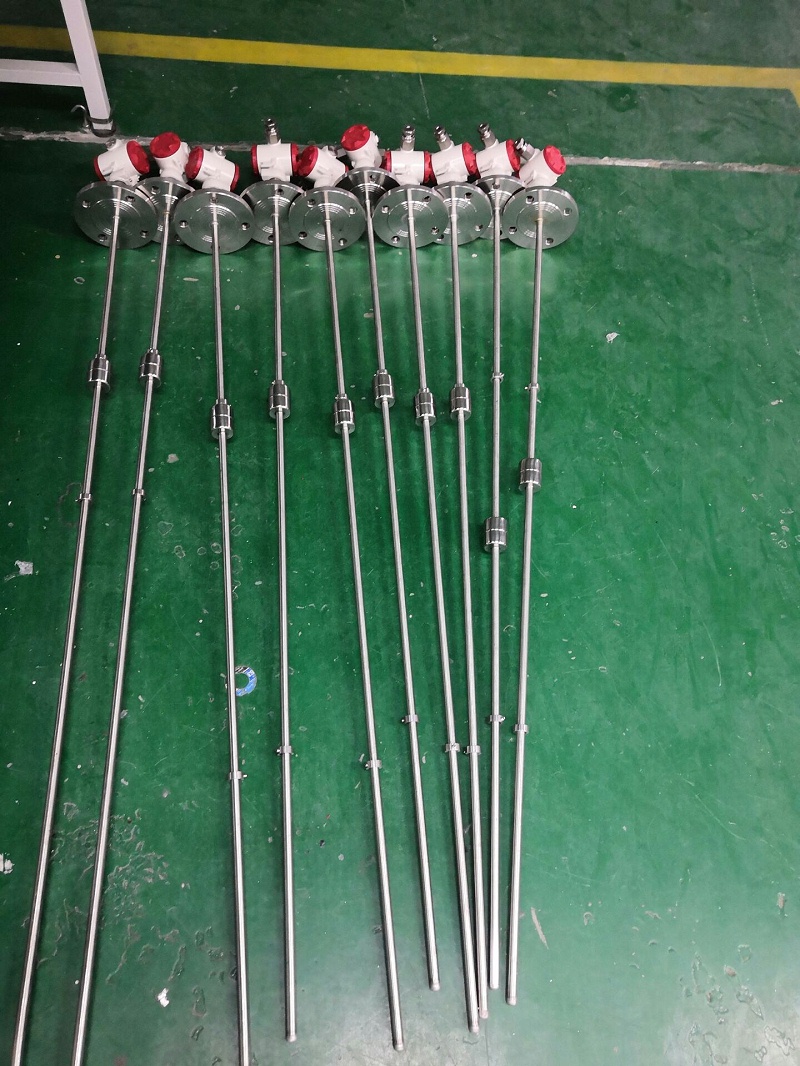 磁致伸縮液位計