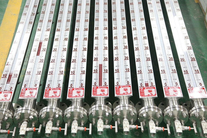 西安相遠(yuǎn)科技有限公司磁翻板液位計(jì)實(shí)物圖