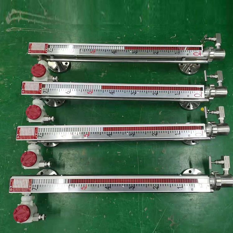 磁翻板液位計(jì)9